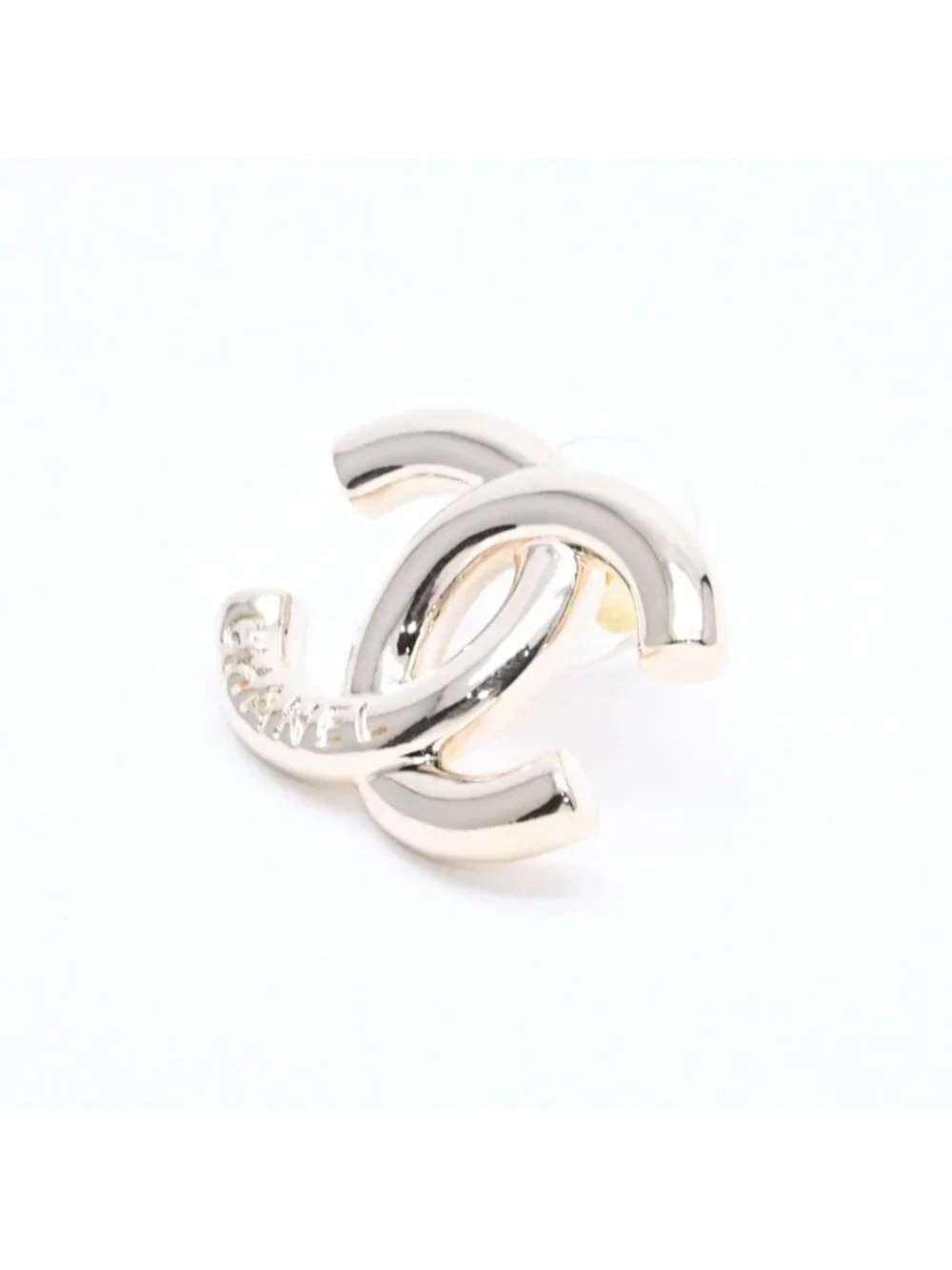 Chanel Earrings CC Logo Light Gold 25